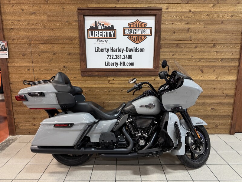 2024 Harley-Davidson® Road Glide® Limited Billiard Gray FLTRK