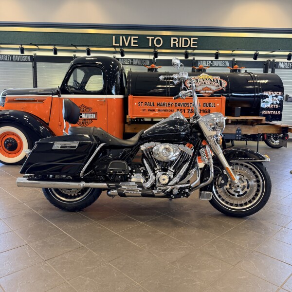2012 Harley Davidson Road King FLHR103