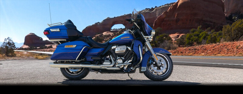 2017 Harley-Davidson® Ultra Limited Custom Colour Bonneville Blue/Fathom Blue