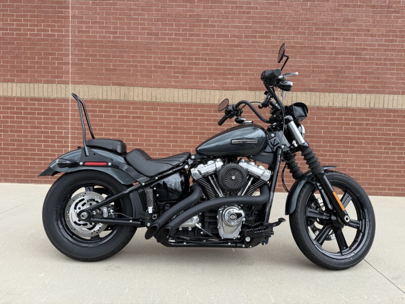 FXBB 2025 Street Bob™