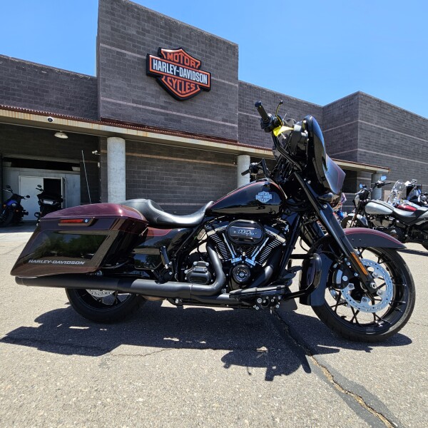 FLHXS 2022 Street Glide® Special