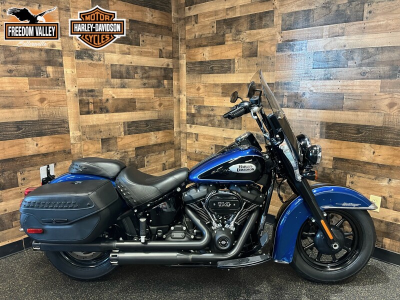 2022 Harley-Davidson® Heritage Classic 114 Reef Blue/Vivid Black FLHCS