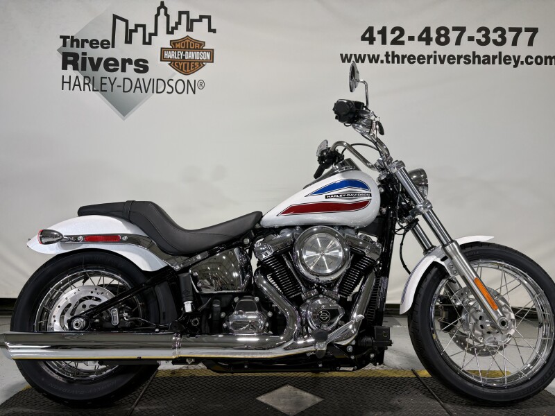 2026 Harley-Davidson® Super Glide® White Onyx Pearl 390/2500