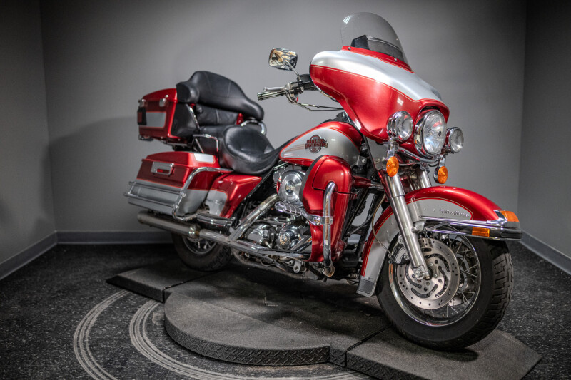 2005 Electra Glide® Ultra Classic® (FLHTCUI)