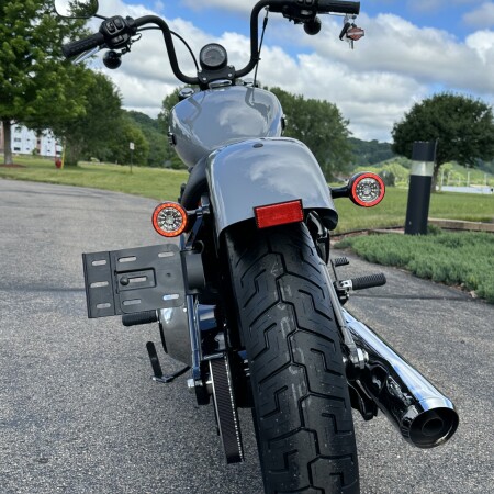 2026 Harley-Davidson® Street Bob® Dark Billiard Gray Chrome Cast Wheels thumb 0