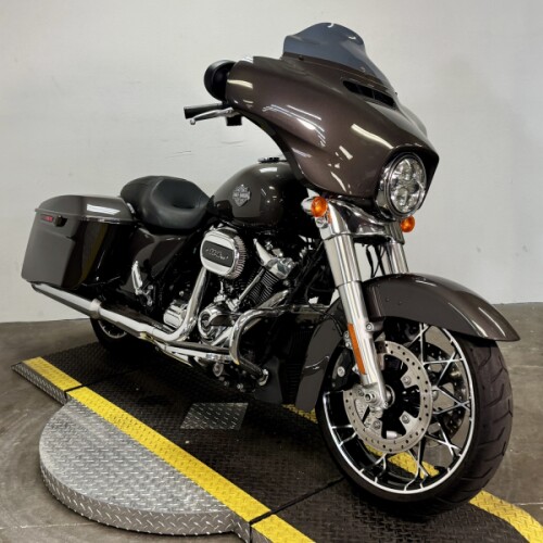 FLHXS 2023 Street Glide® Special thumb 1