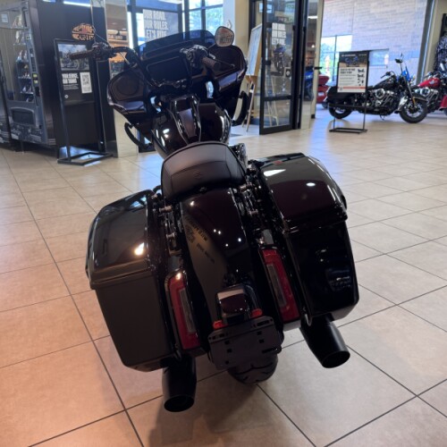 2026 Harley-Davidson® Road Glide® Vivid Black Black Trim thumb 1