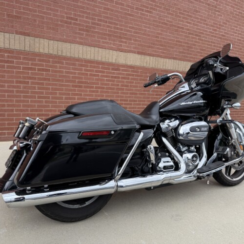 2019 Harley-Davidson® Road Glide® Vivid Black thumb 1