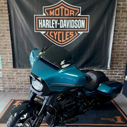2026 Harley-Davidson® Street Glide® Teal Thunder / Vivid Black Black Trim thumb 1