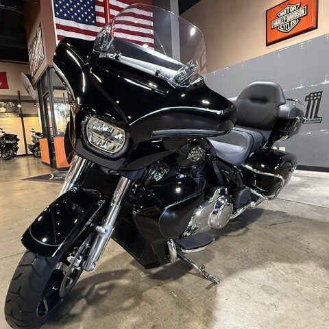 FLHXU 2025 Street Glide™ Ultra thumb 1