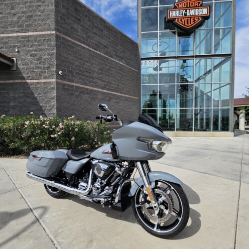FLTRX 2026 Road Glide® Solo thumb 2