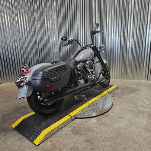 2026 Harley-Davidson® Heritage Classic DRK BILIARD GRY thumb 2