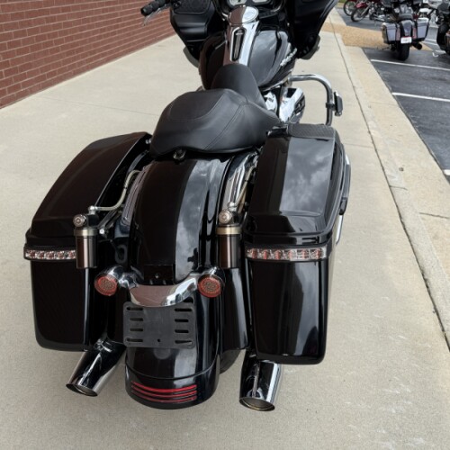 2019 Harley-Davidson® Road Glide® Vivid Black thumb 0
