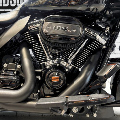 2023 Harley-Davidson® Street Glide™ Special Vivid Black thumb 1