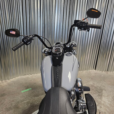 2026 Harley-Davidson® Heritage Classic DRK BILIARD GRY thumb 0