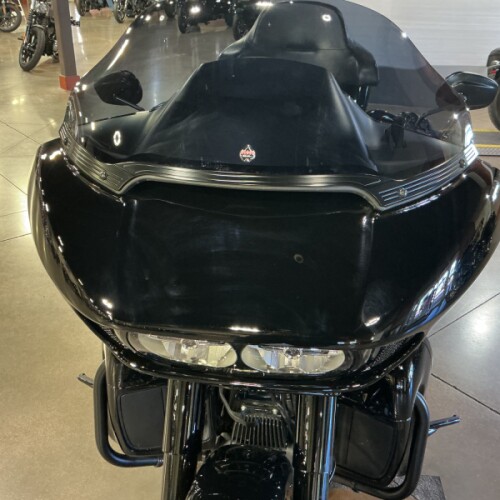 FLTRT 2023 Road Glide® 3 thumb 1