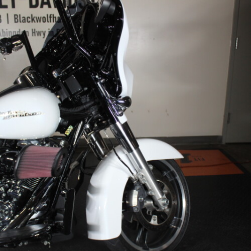 2017 Street Glide® Special FLHXS  thumb 2