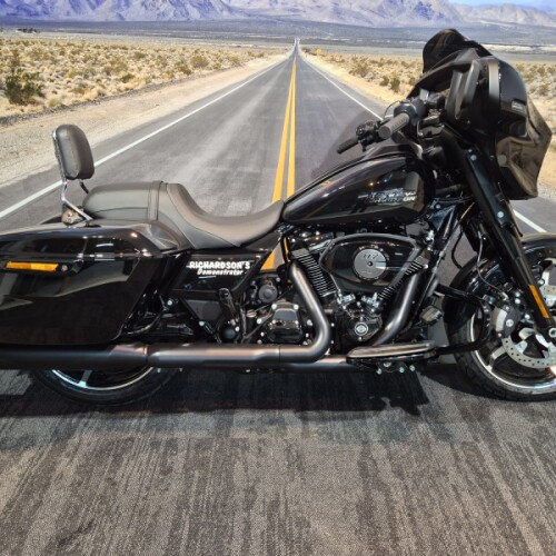 2026 Harley-Davidson® Street Glide® Vivid Black Black Trim thumb 3