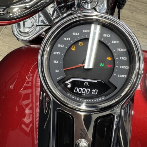 2026 Harley-Davidson® Fat Boy® thumb 2