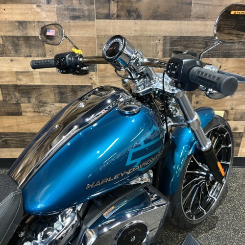 2026 Harley-Davidson® Breakout® Teal Thunder Chrome Trim FXBR thumb 0