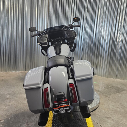 2026 Harley-Davidson® Road Glide® DRK BILIARD GRY thumb 2
