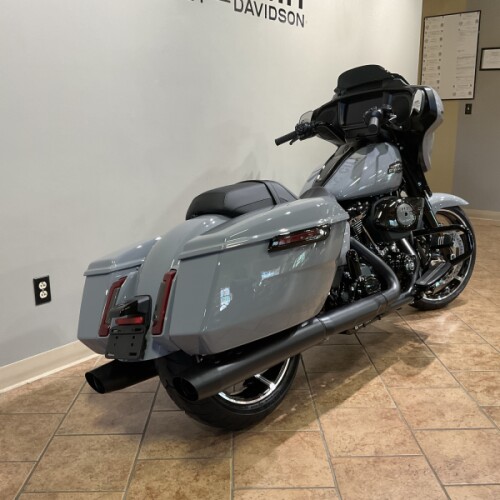 2026 Harley-Davidson® FLHX Street Glide® Dark Billiard Gray Black Trim thumb 0
