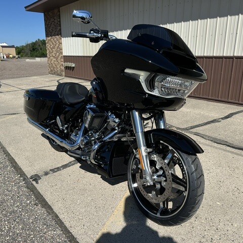 FLTRX 2026 Road Glide® thumb 3