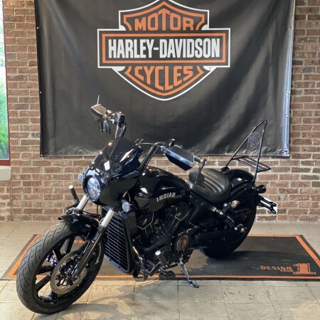 2022 Indian Motorcycle Scout® Rogue Black Metallic thumb 1
