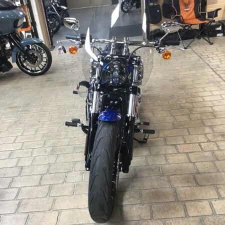 2024 Harley-Davidson® Breakout® 117 Blue Burst thumb 2