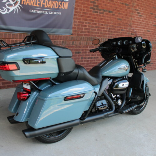 2024 Harley-Davidson® Ultra Limited Sharkskin Blue thumb 2
