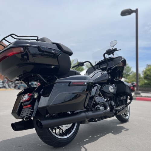 2026 Harley-Davidson® FLTRXL Road Glide Limited Olive Steel Metallic thumb 2