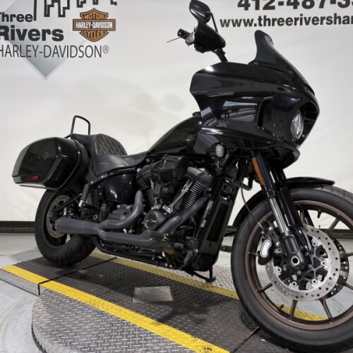 2022 Harley-Davidson® Low Rider® ST Vivid Black thumb 2