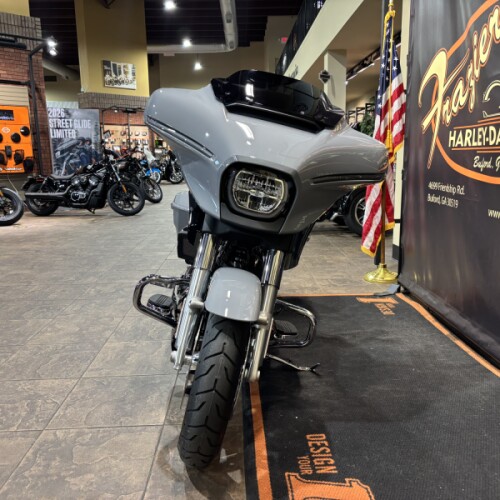 2026 Harley-Davidson® Street Glide® DRK BILIARD GRY thumb 1