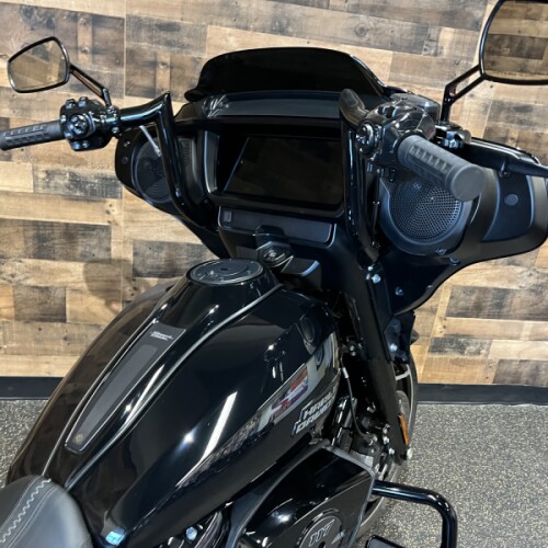 2024 Harley-Davidson® Street Glide® Vivid Black FLHX thumb 0