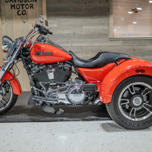 2020 Freewheeler® (FLRT) thumb 2
