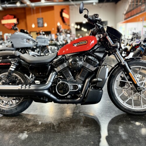 2026 Harley-Davidson® Nightster® Special Blood Orange Black Trim thumb 3