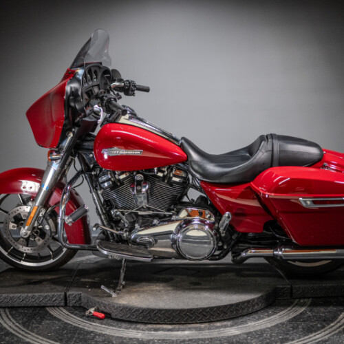2021 Street Glide® (FLHX) thumb 2