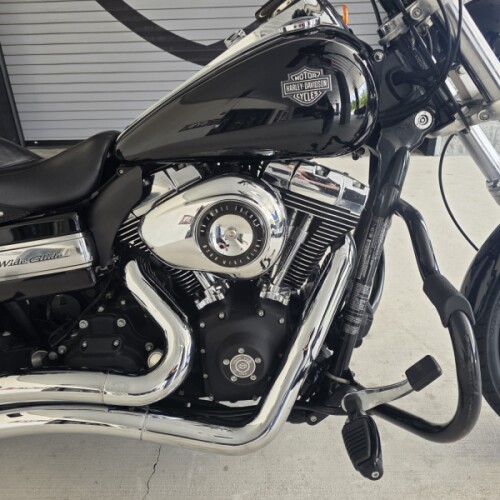 2011 Harley-Davidson® Wide Glide® Vivid Black w/Spoke Wheels thumb 0
