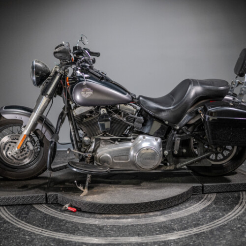 2014 Softail Slim® (FLS103) thumb 2