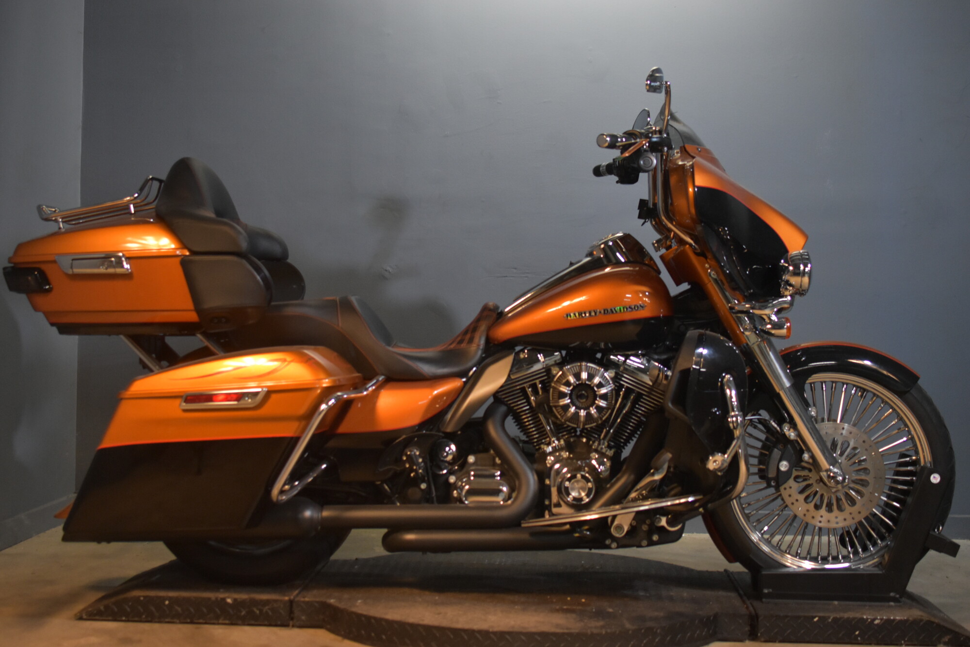 2019 Harley-Davidson® Street Glide® Special FLHXS | MotorCity 