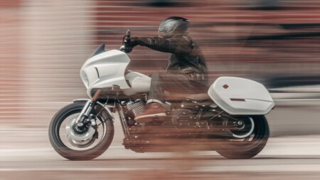 A Beginner's Guide to Riding a Cruiser Motorcycle
