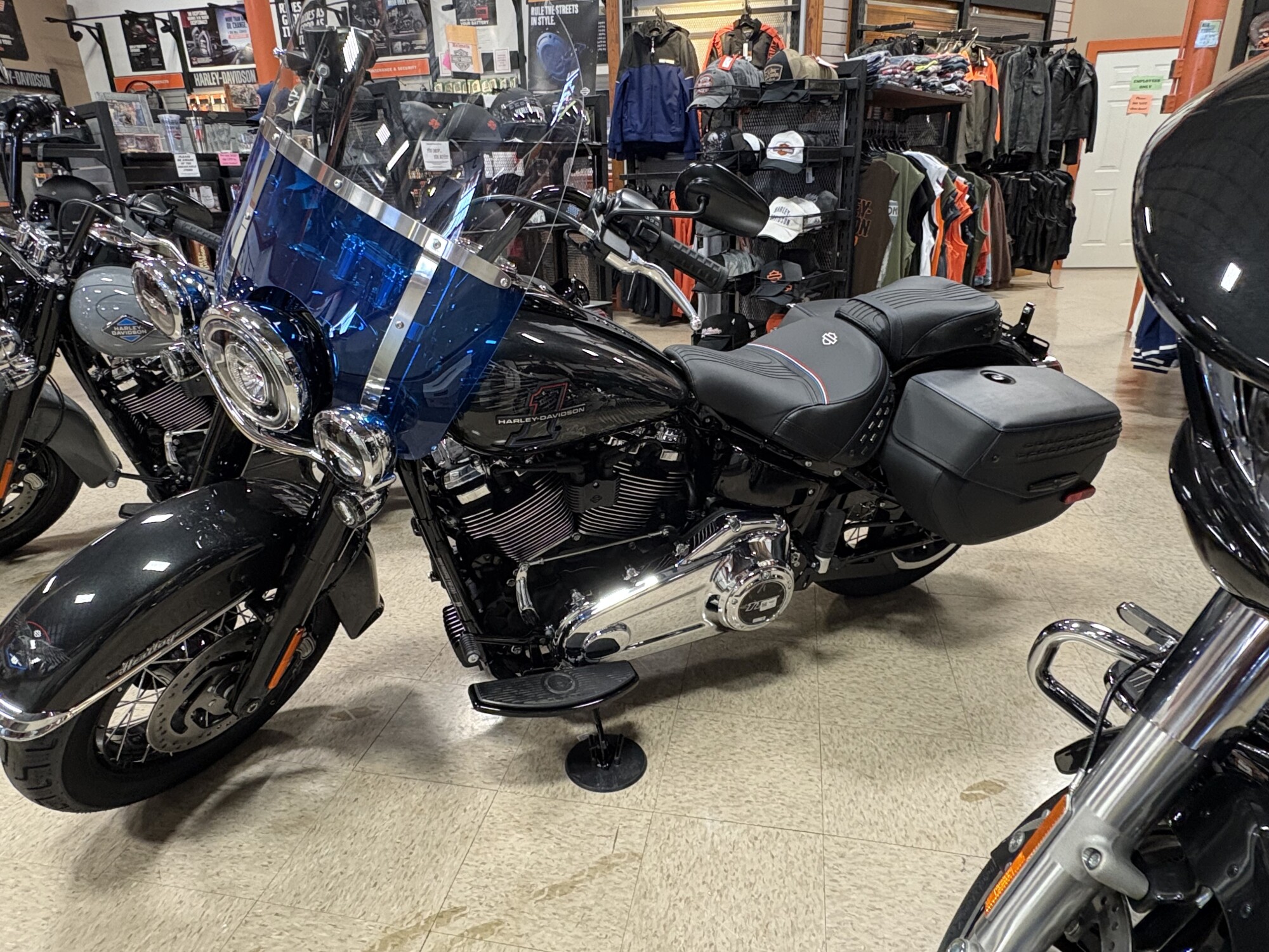 2026 Harley-Davidson® Heritage Classic Midnight Ember w/Laced Wheels