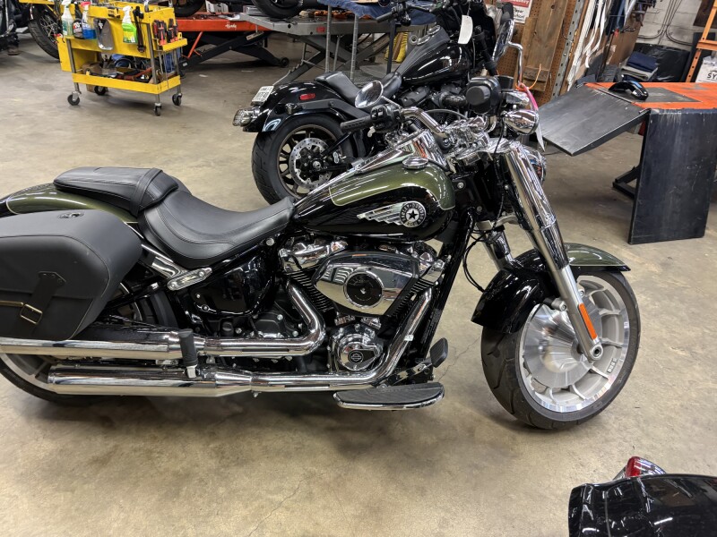 2026 Harley-Davidson® Fat Boy® Olive Steel Metallic / Vivid Black Chrome Trim