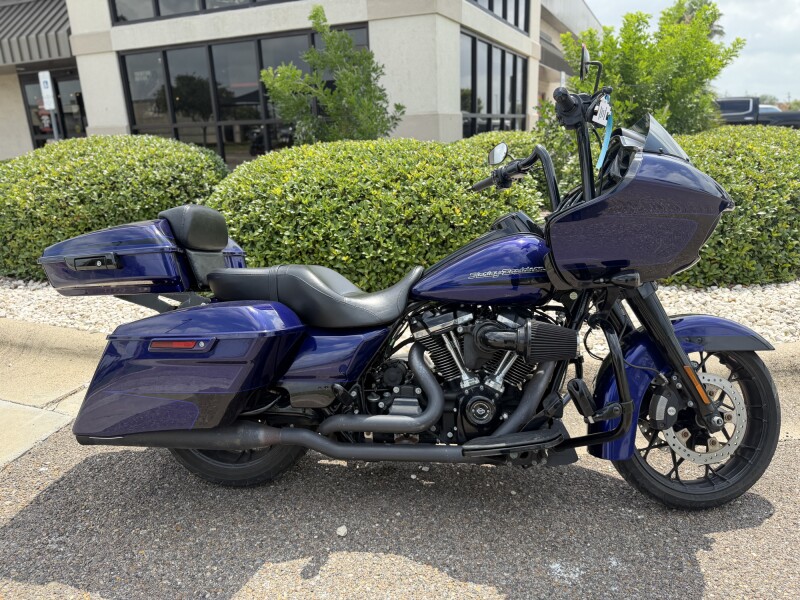 2020 Harley-Davidson® Road Glide® Special ZPHR BLU/BLKGLO W/PINSTRIPE