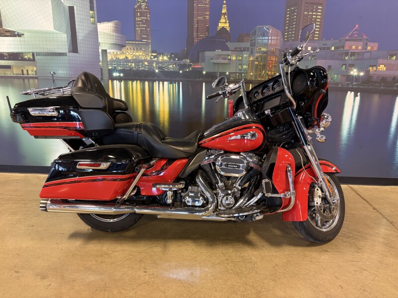 FLHTKSE 2016 CVO™ Limited