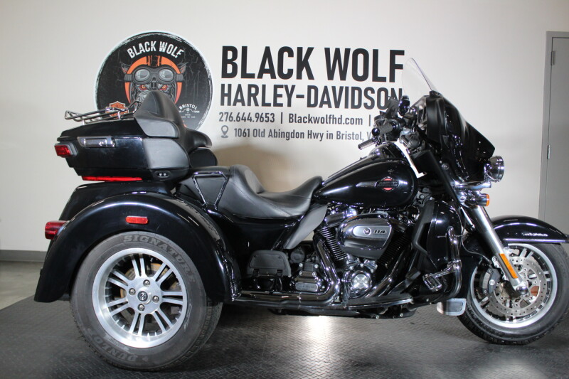 2023 Tri Glide® Ultra FLHTCUTG 