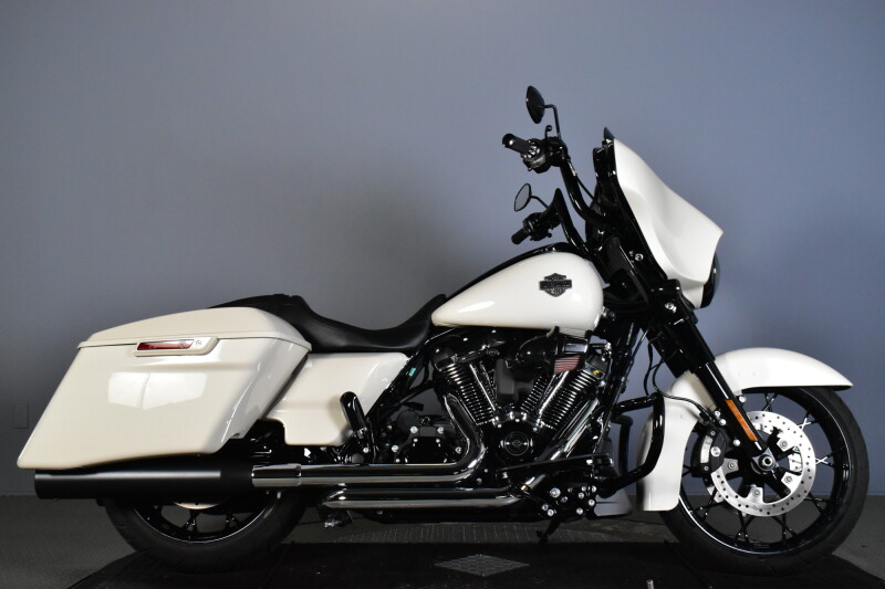 2022 Harley-Davidson® Street Glide® Special FLHXS