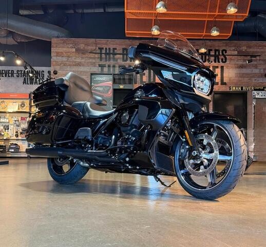 Harley-Davidson MY25 Harley-Davidson Touring Street Glide Ultra 117 w/ABS Cruise (FLHXU) 2025 