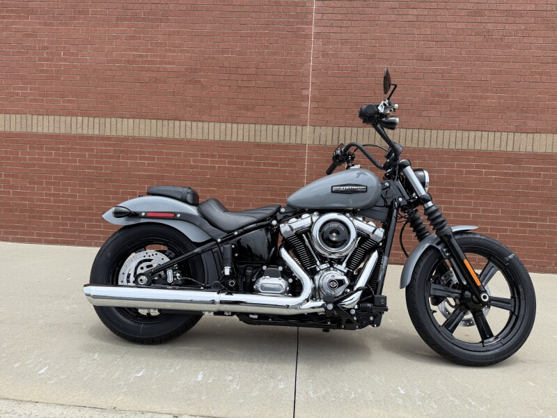 2026 Harley-Davidson® Street Bob® Dark Billiard Gray