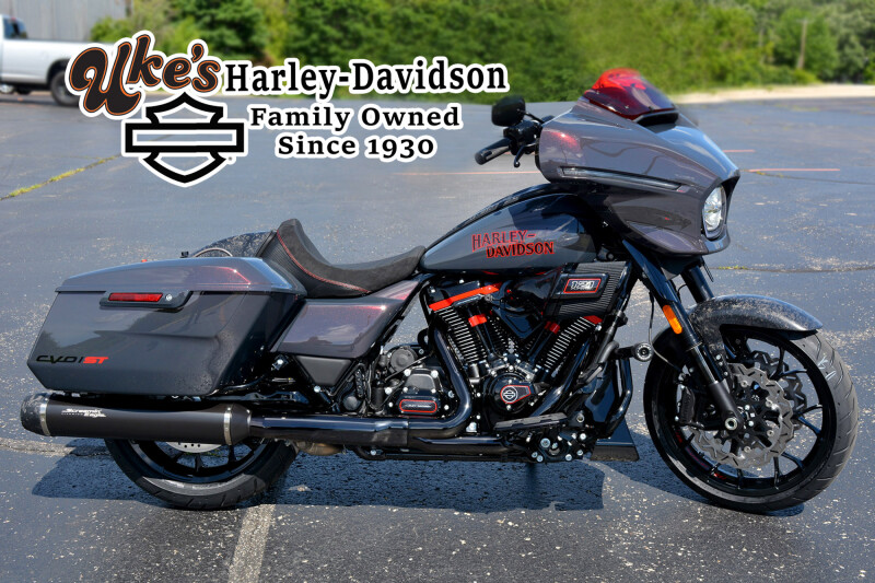 2026 Harley-Davidson® CVO Street Glide ST Inferno Gray